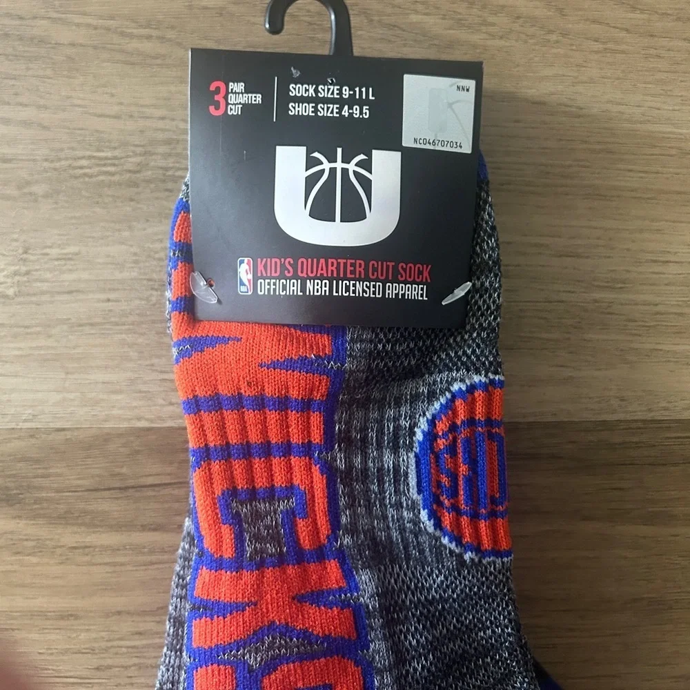 NBA New York Knicks Kids Quarter Cut Socks 3-Pack Size 9–11L (Shoe 4–9.5)- NWT